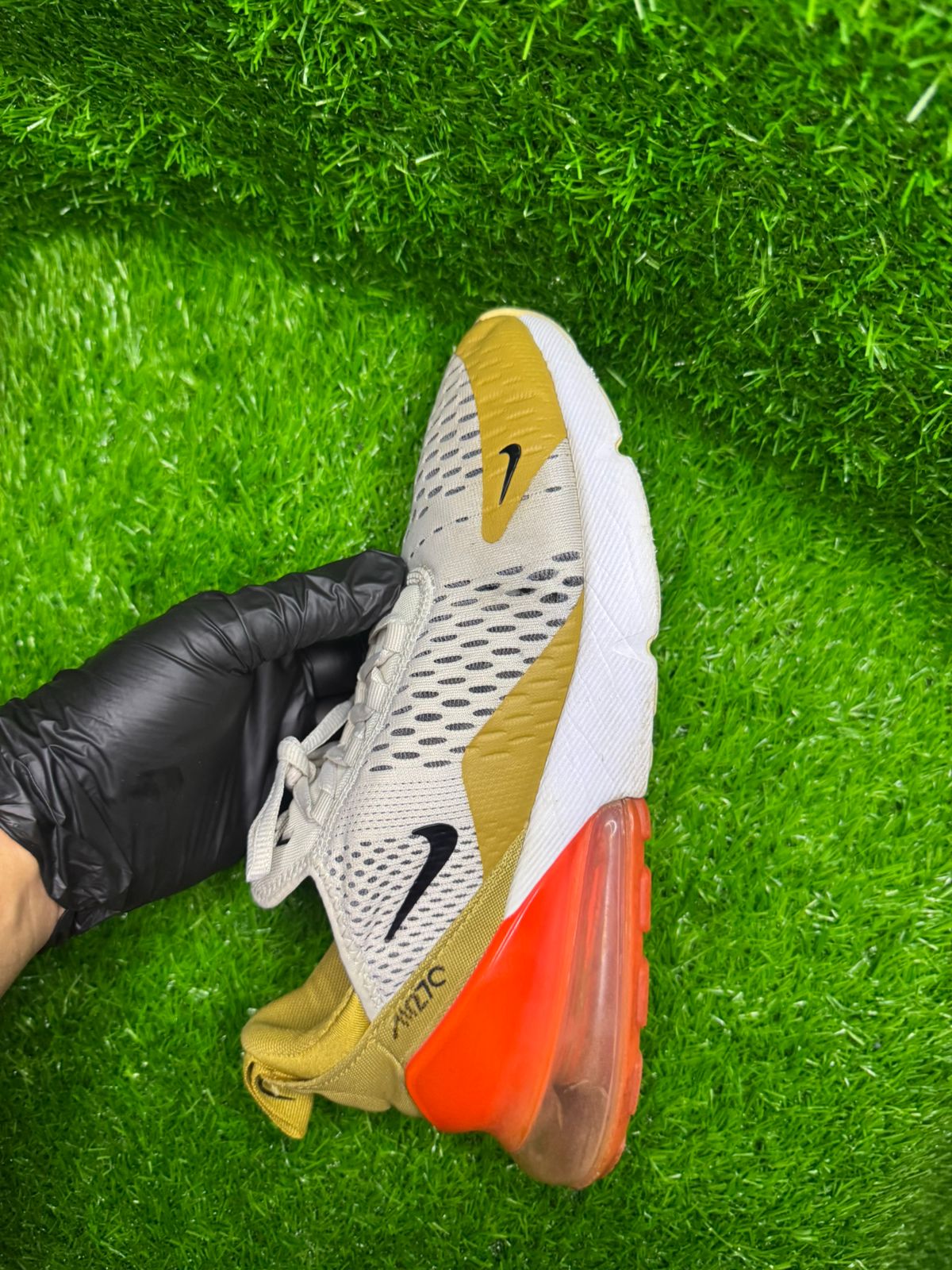 Nike Air Max 270