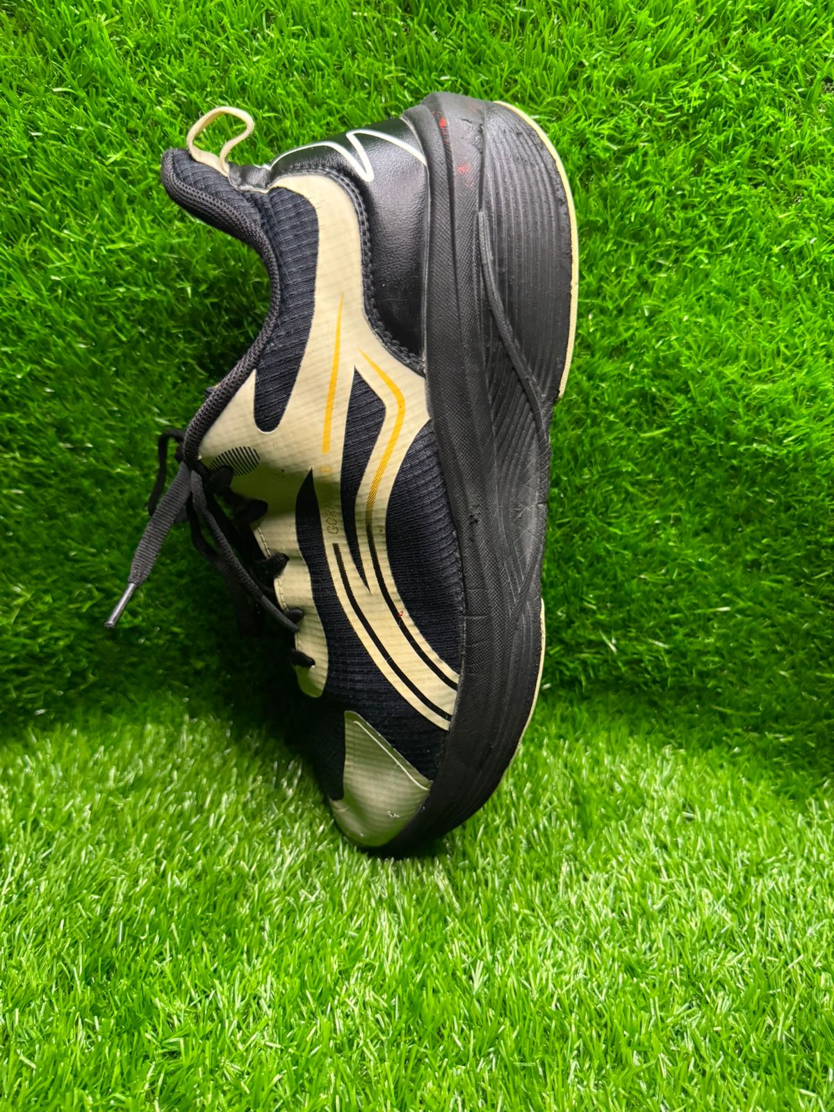 Lotto Speedride 600 VII Running Shoes - Black/Gold