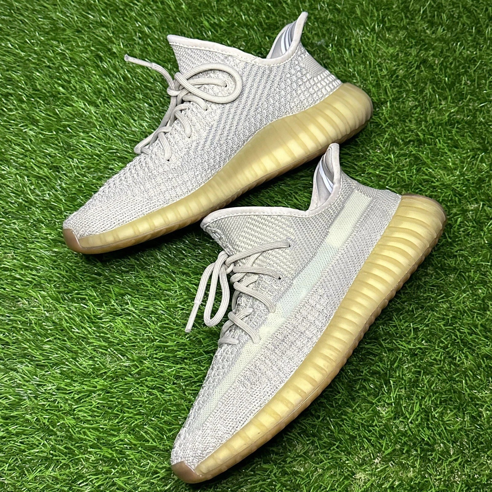 Adidas Yeezy Boost 350 v2