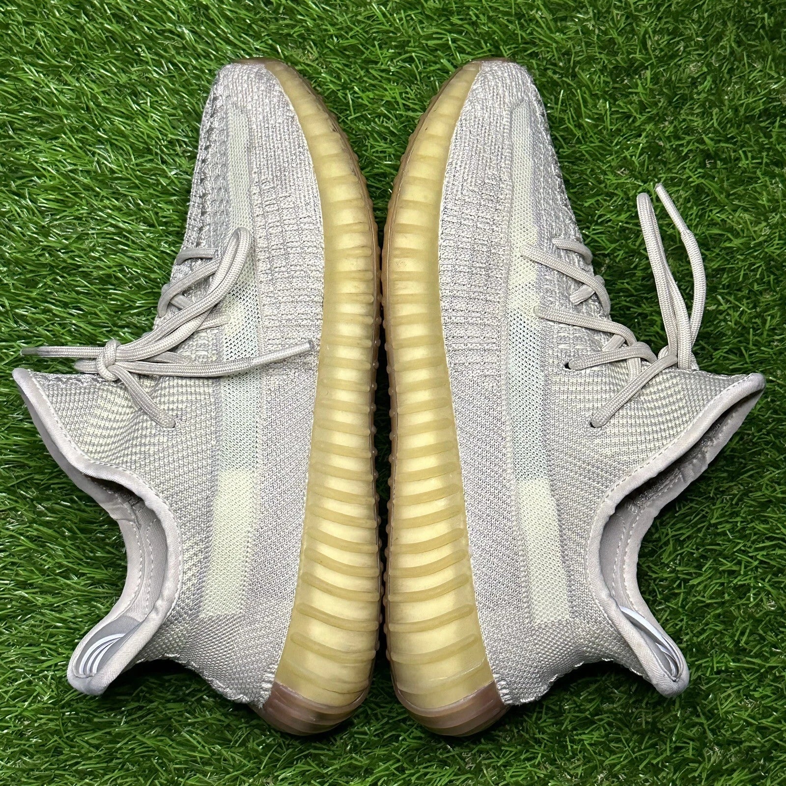 Adidas Yeezy Boost 350 v2